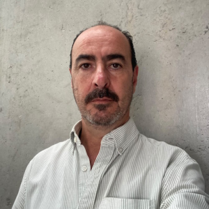 Esteban Izurieta Esteban Izurieta
